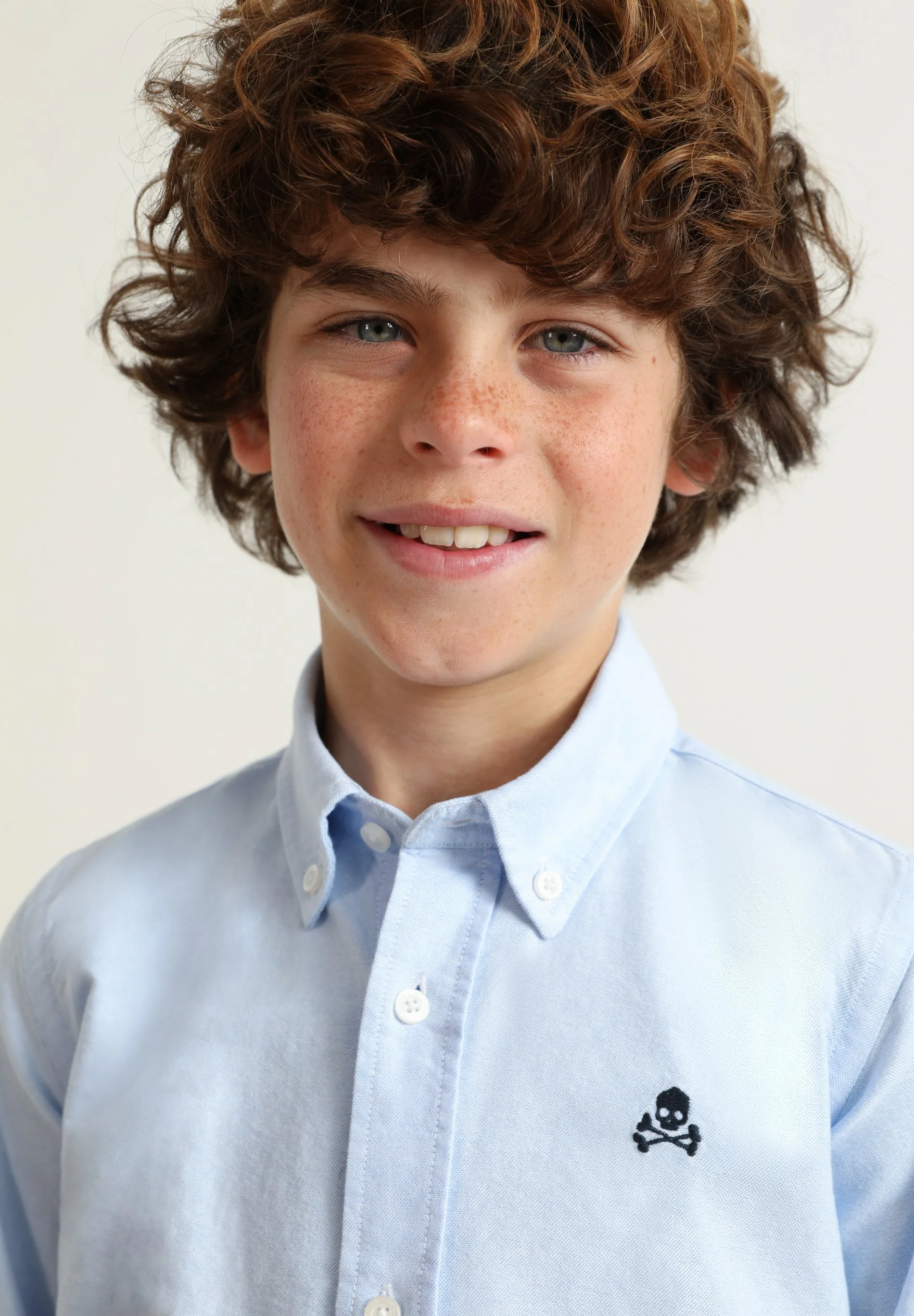 CAMISA OXFORD COLARINHO BOTÕES - Image 3