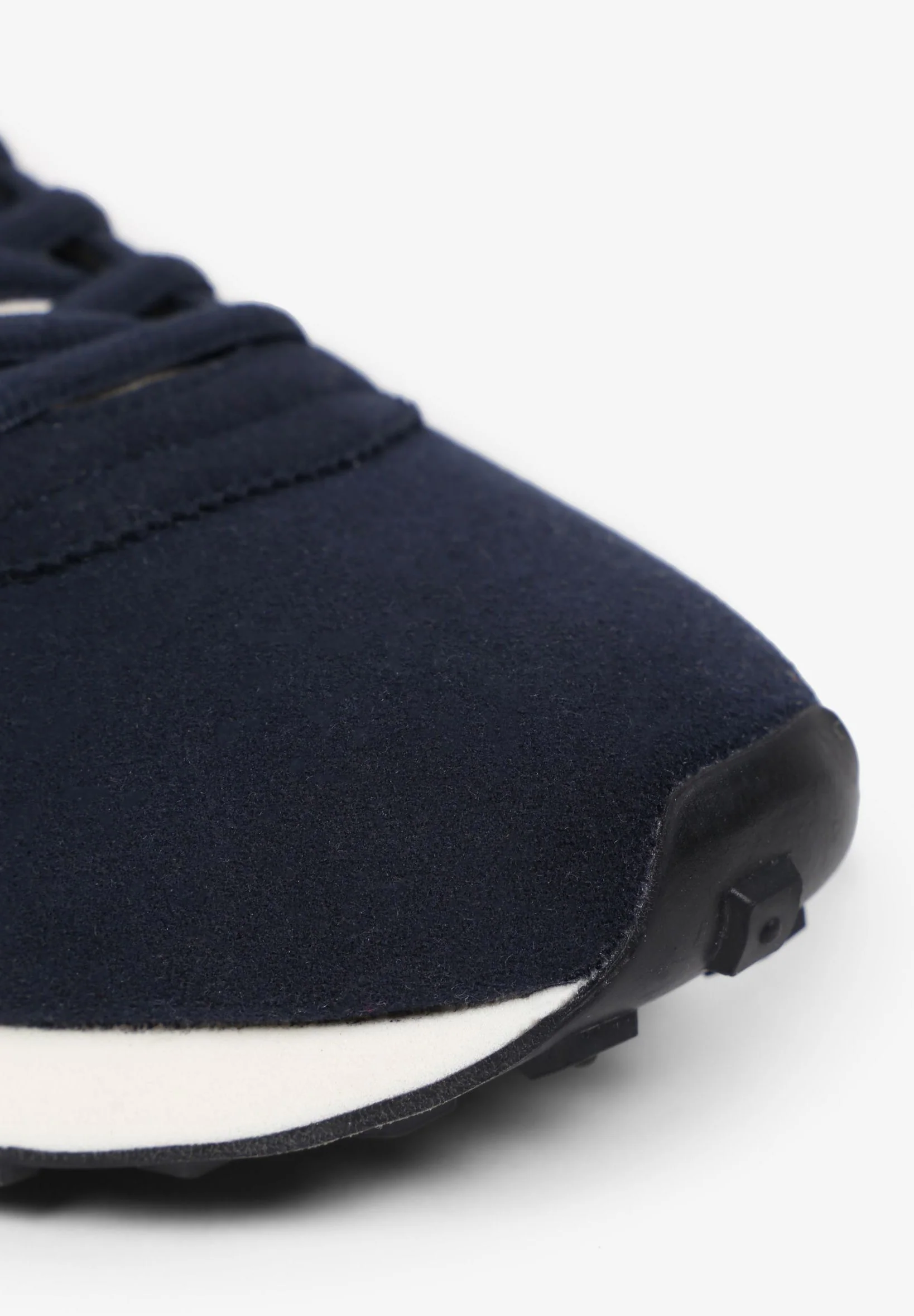 SAPATILHAS BÁSICAS COM LOGÓTIPO - Image 6