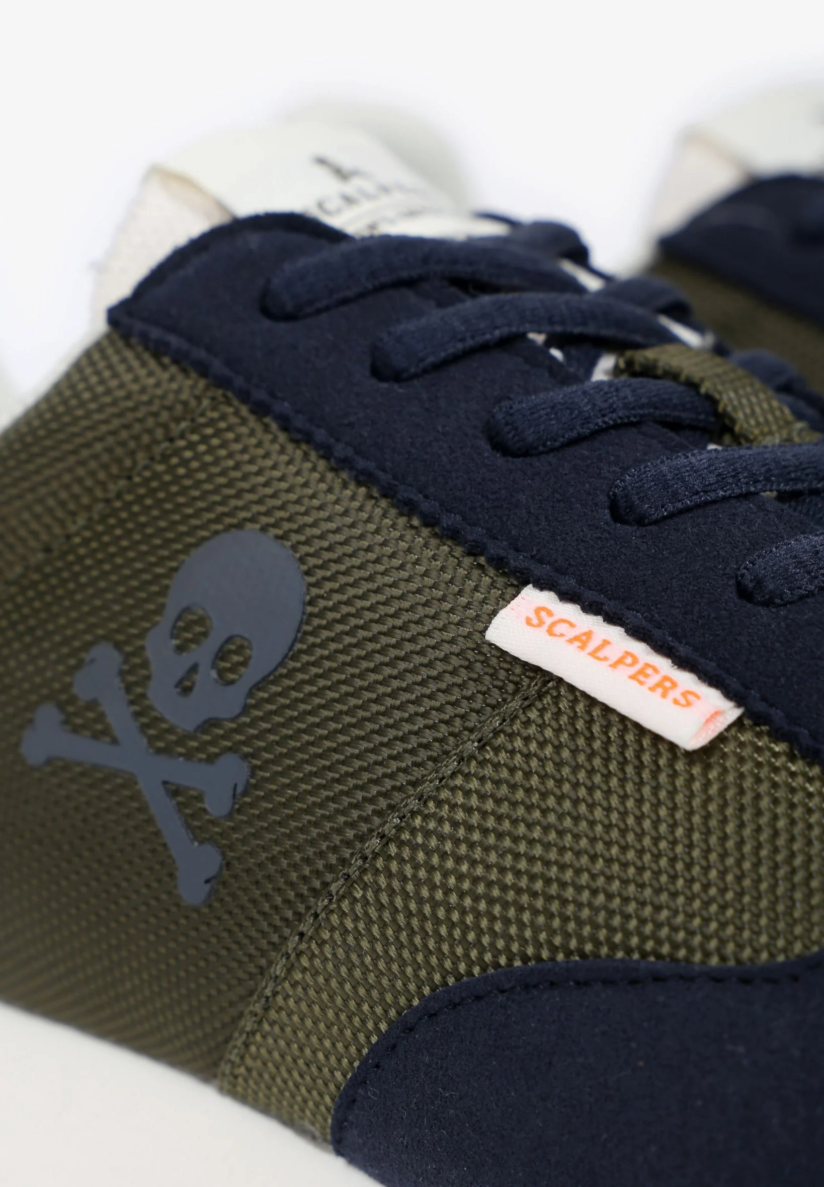 SAPATILHAS BÁSICAS SKULL - Image 4