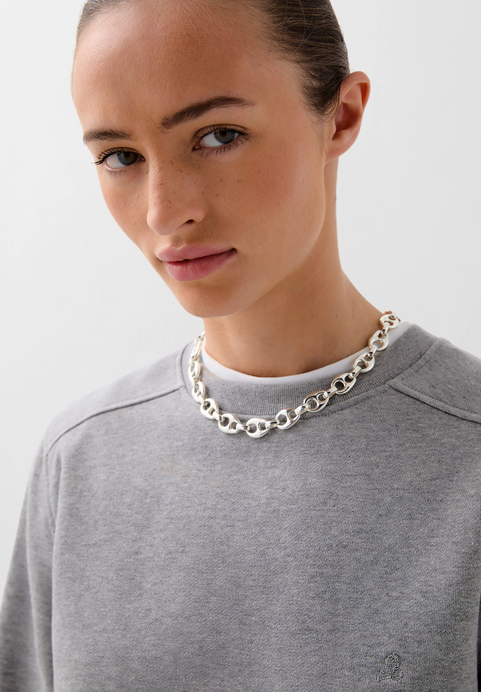 SWEATSHIRT BÁSICA COM SKULL - Image 3