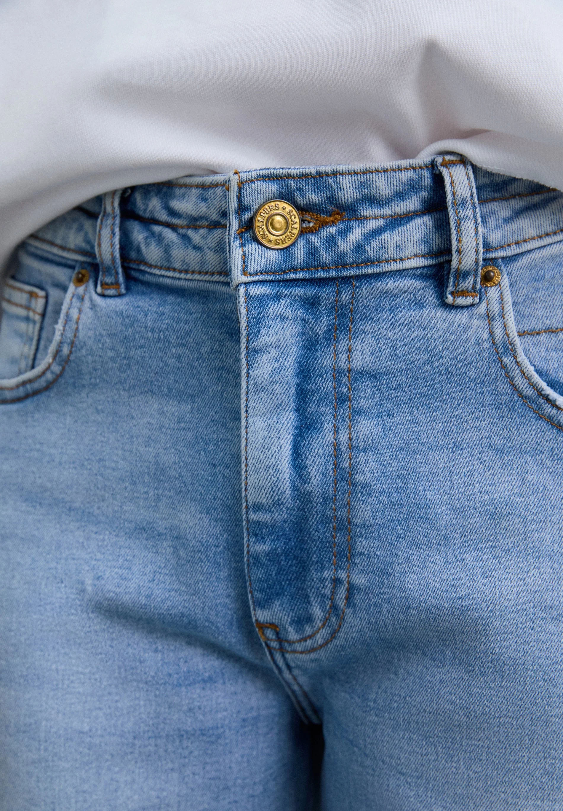 CALÇAS JEANS COM 5 BOLSOS - Image 3