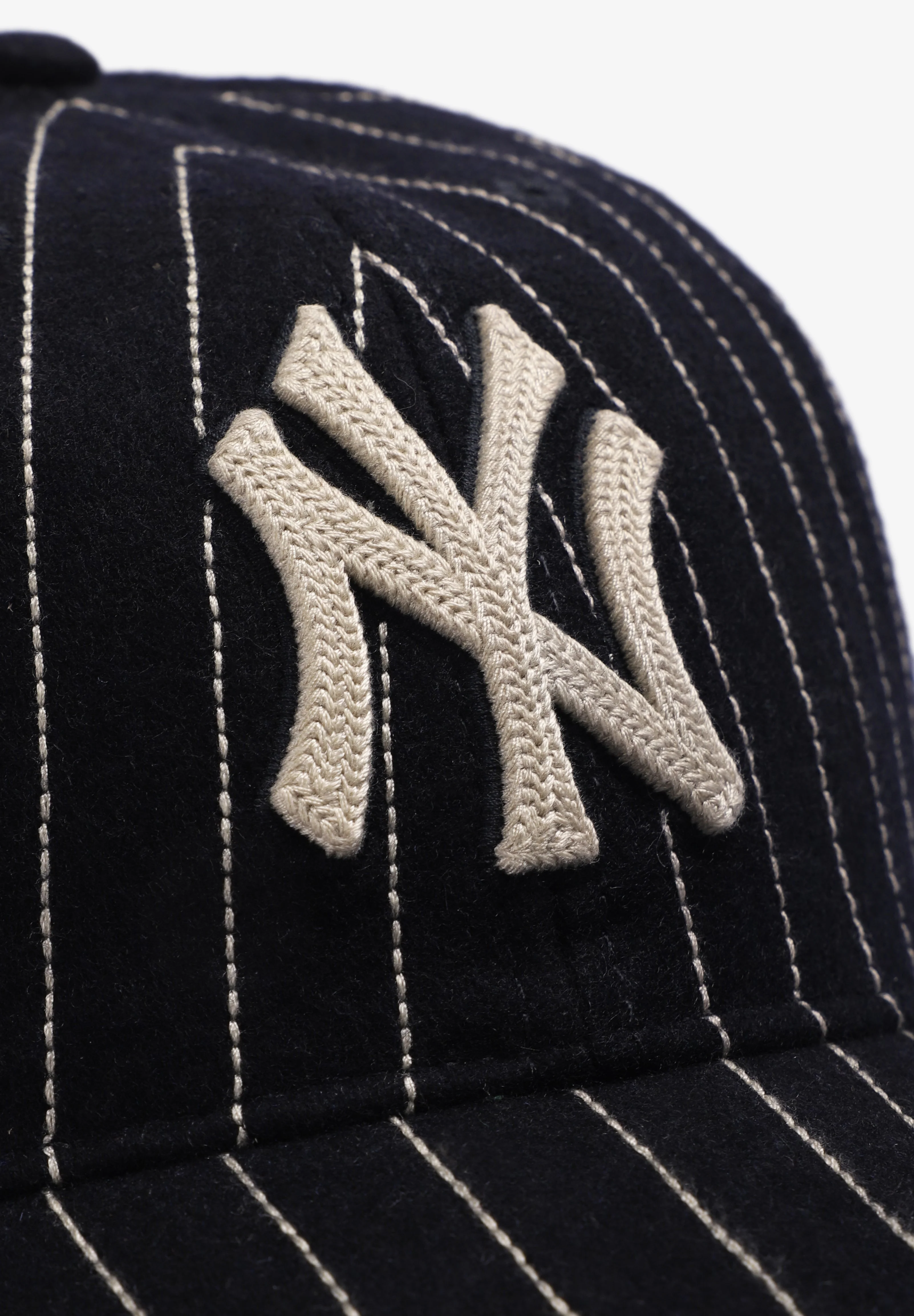 47 BRAND | BONÉ MLB NEW YORK YANKEES WOOL PINSTRIPE ’47 CLEAN UP - Image 3