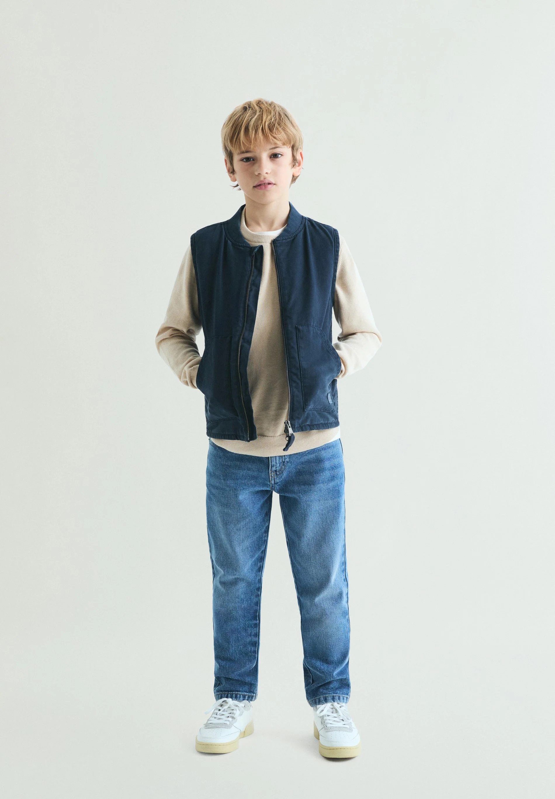 COLETE DENIM COM FECHO DE CORRER - Image 3