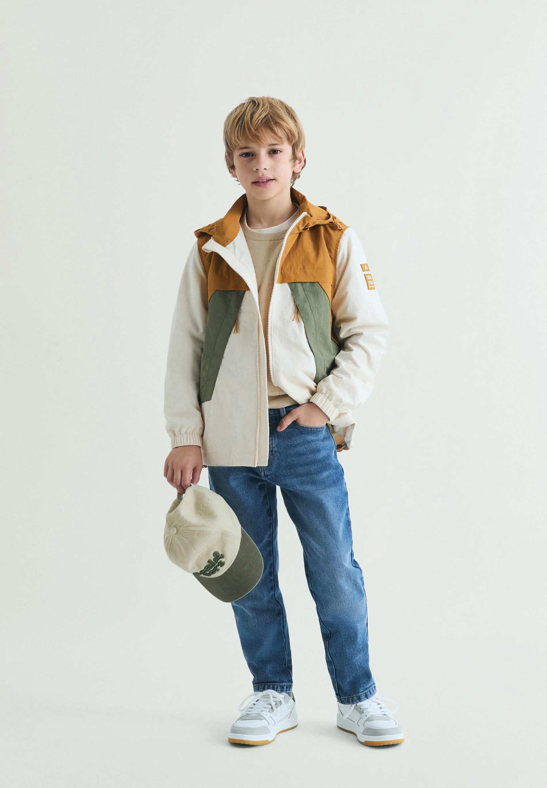 CASACO TÉCNICO COLOR BLOCK COM CAPUZ - Image 3