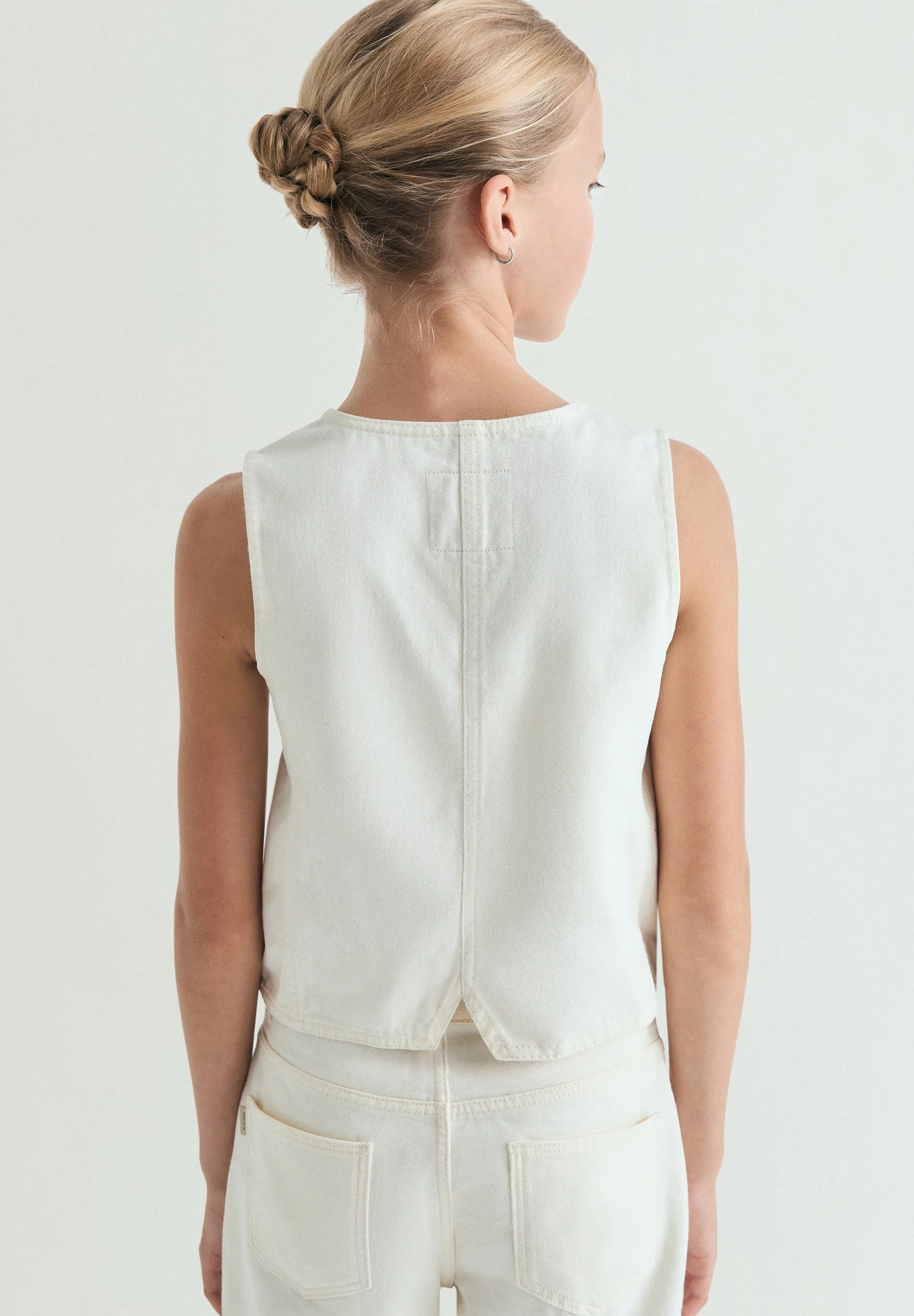 COLETE DENIM COM BORDADOS - Image 3