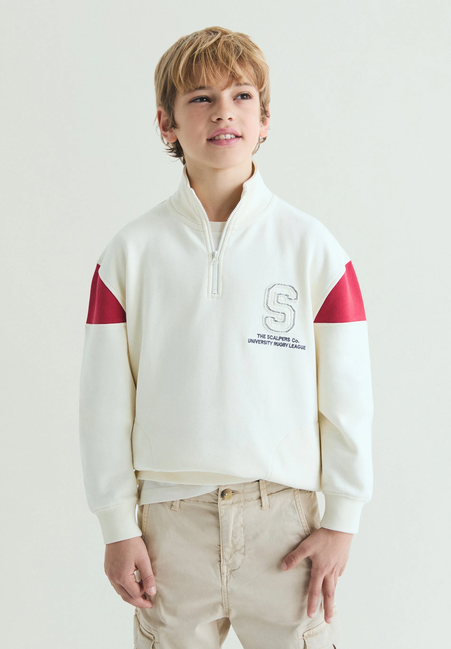 SWEATSHIRT COM GOLA ALTA E FECHO DE CORRER - Image 3