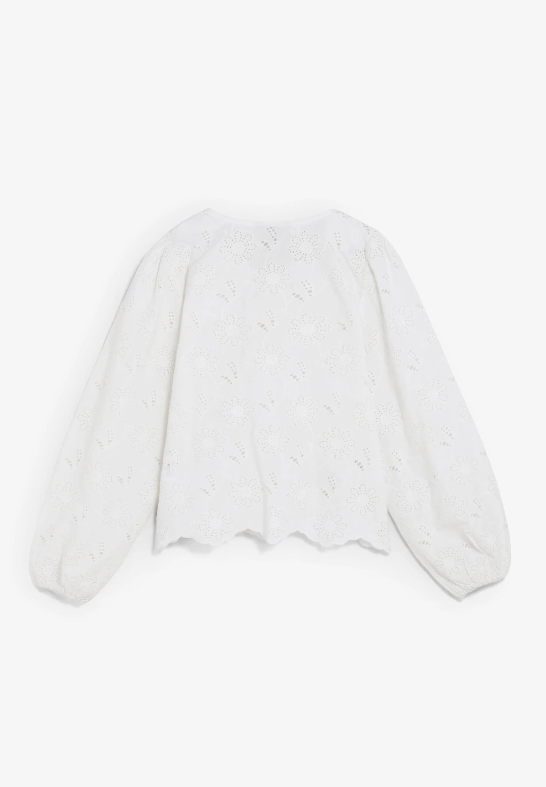 BLUSA PERFURADA COM BOTÕES - Image 9