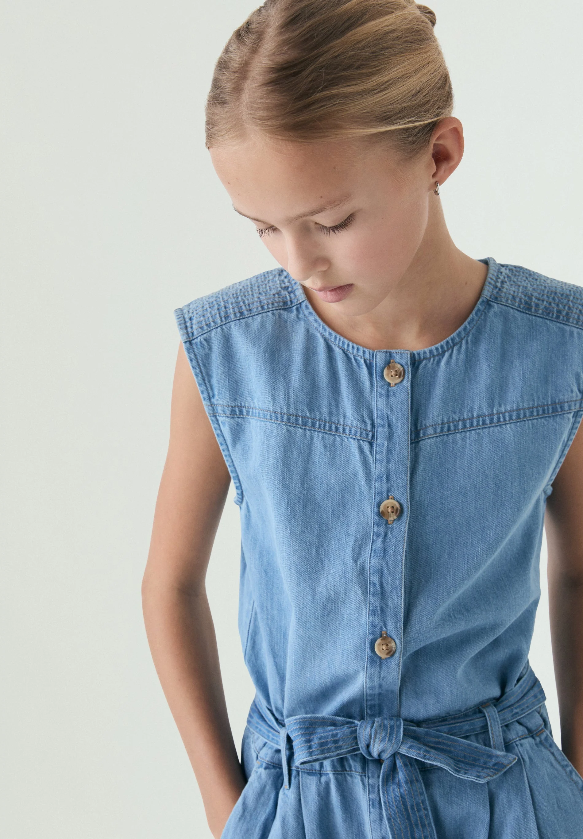 MACACÃO DENIM COM BOTÕES - Image 4